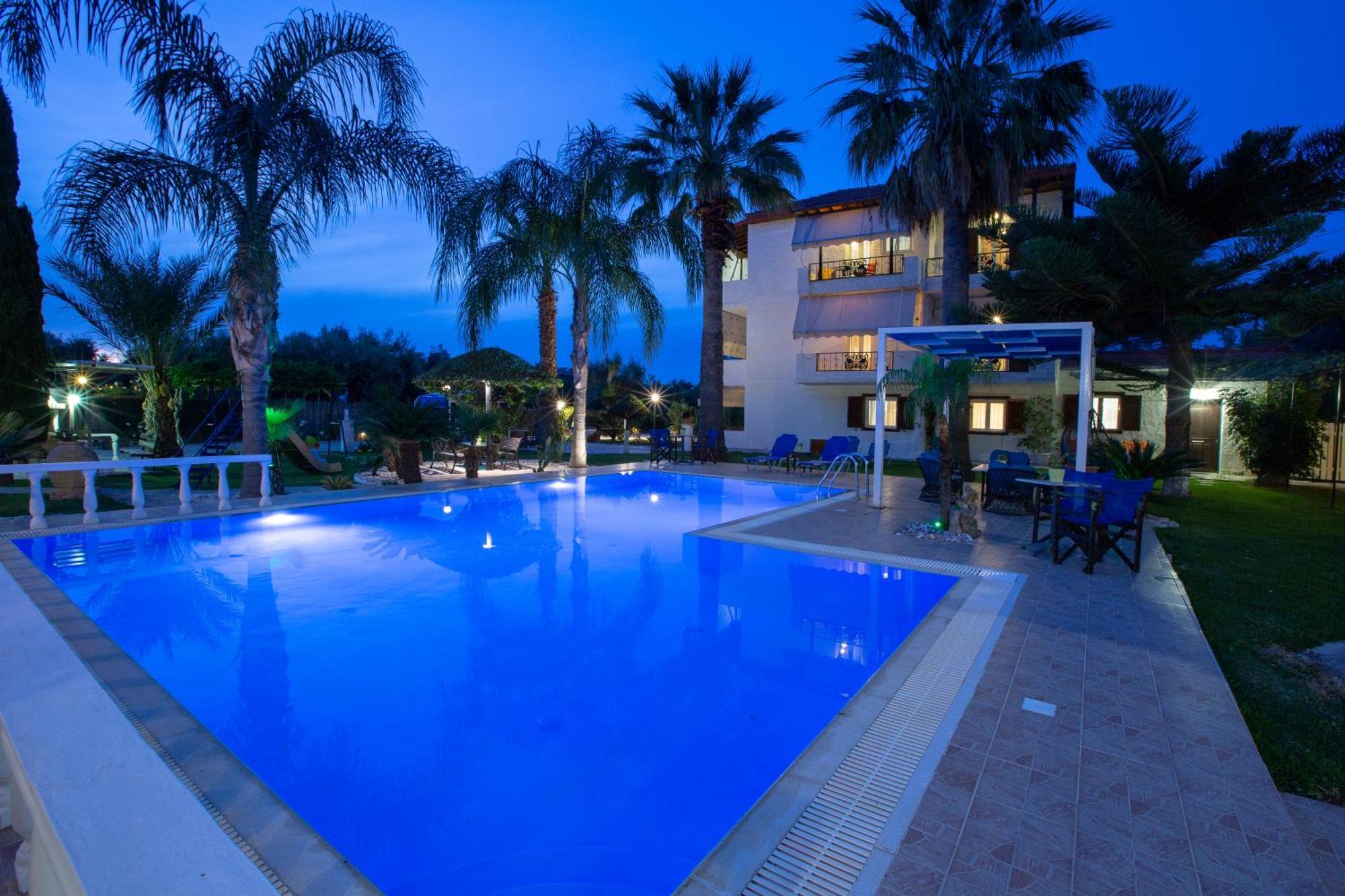 Villa Dimitris Apartments & Bungalows Frinion Bagian luar foto