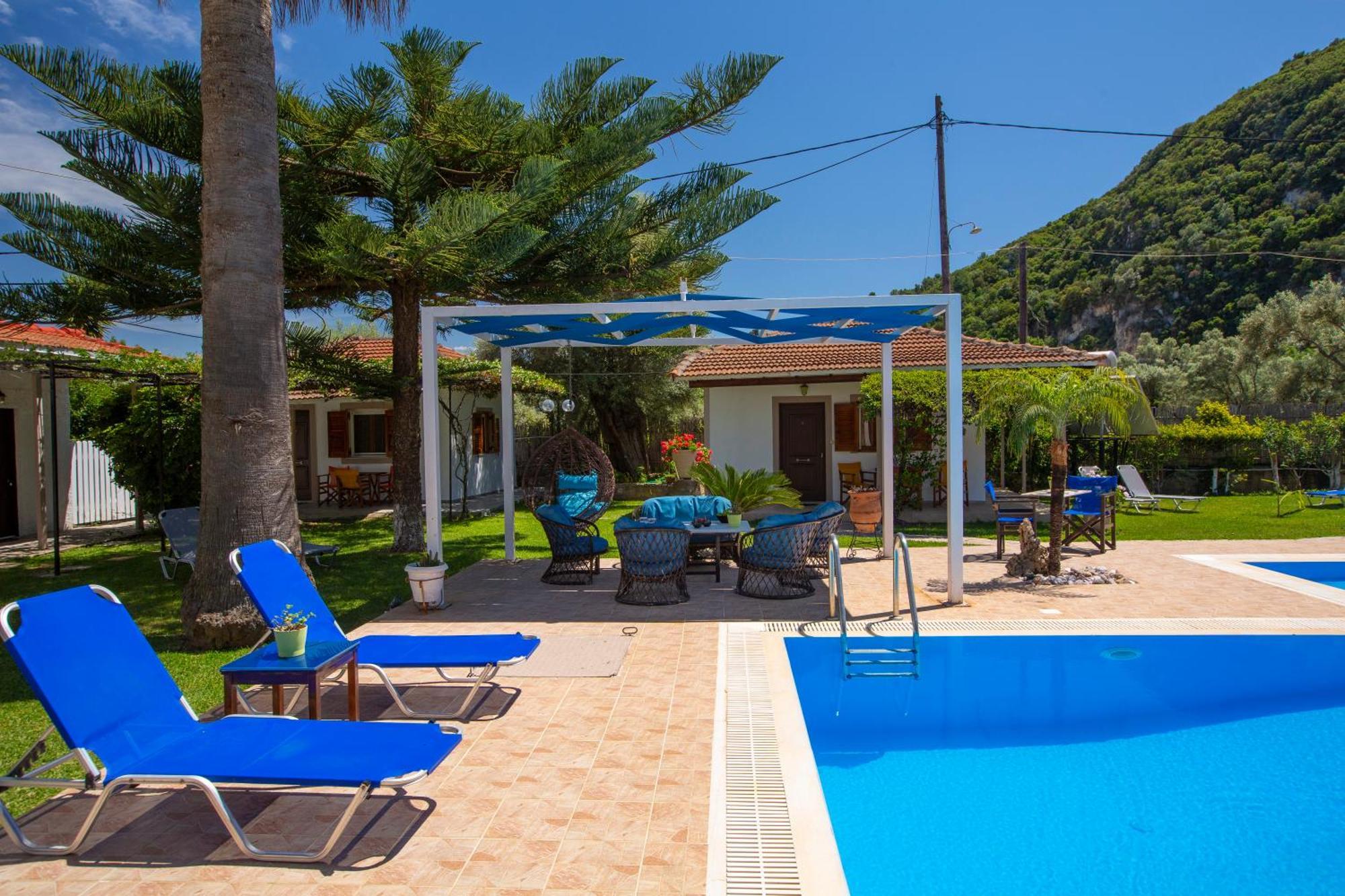 Villa Dimitris Apartments & Bungalows Frinion Bagian luar foto