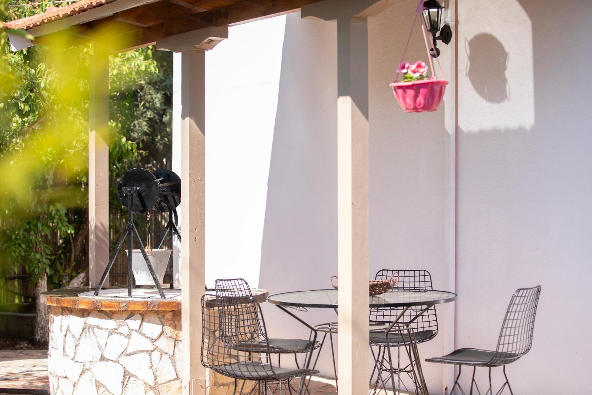 Villa Dimitris Apartments & Bungalows Frinion Bagian luar foto