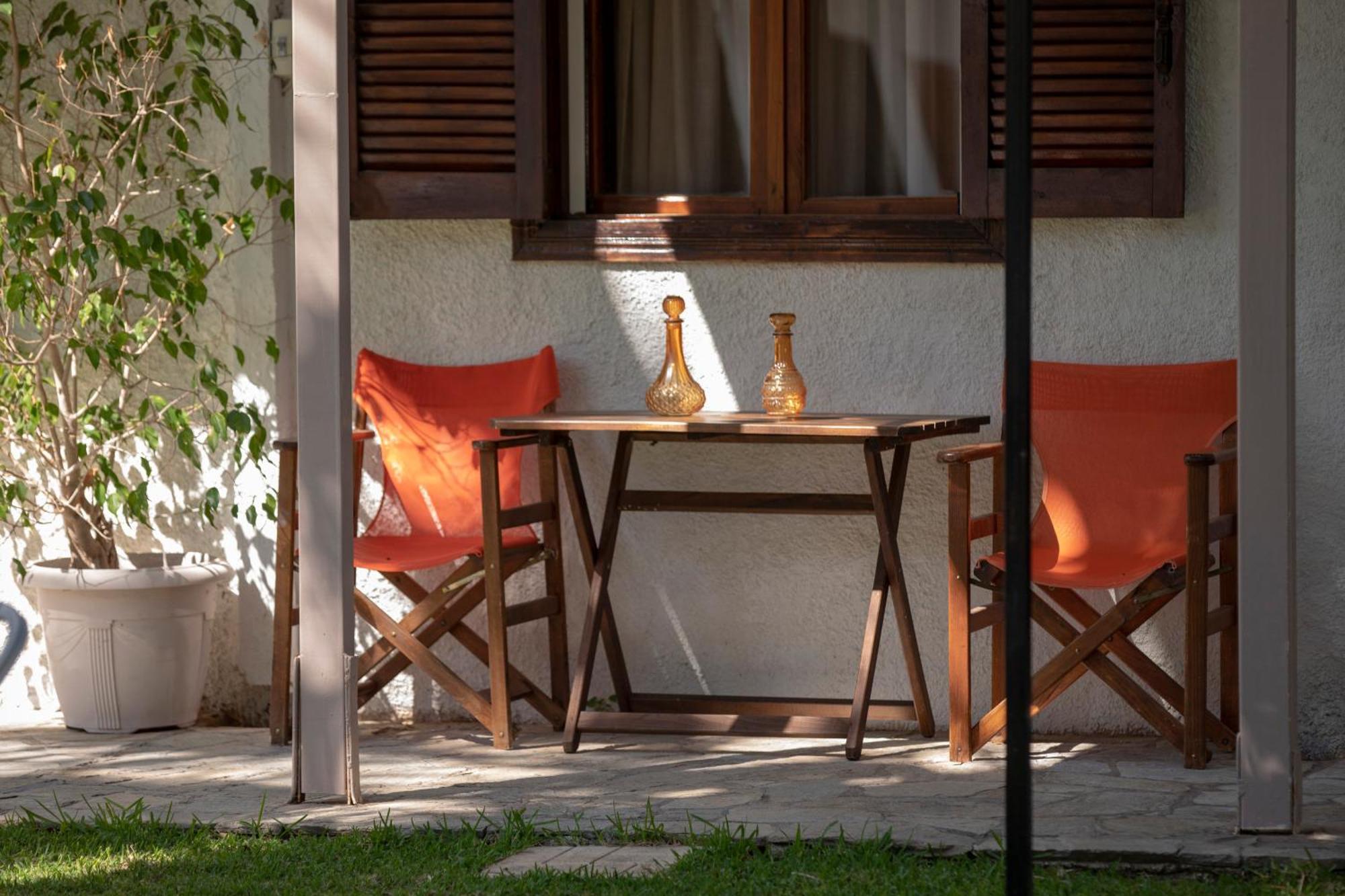Villa Dimitris Apartments & Bungalows Frinion Bagian luar foto