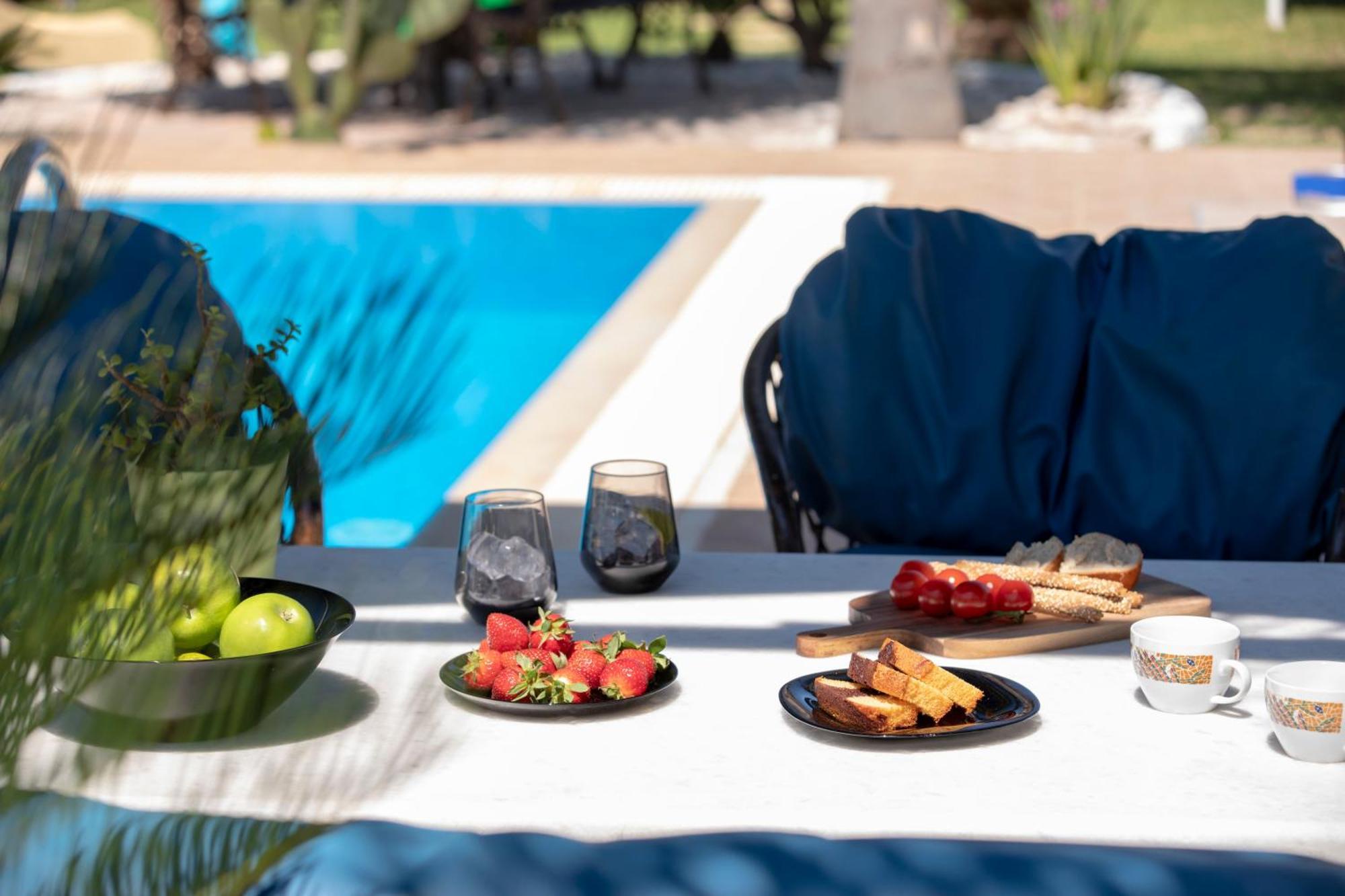 Villa Dimitris Apartments & Bungalows Frinion Bagian luar foto