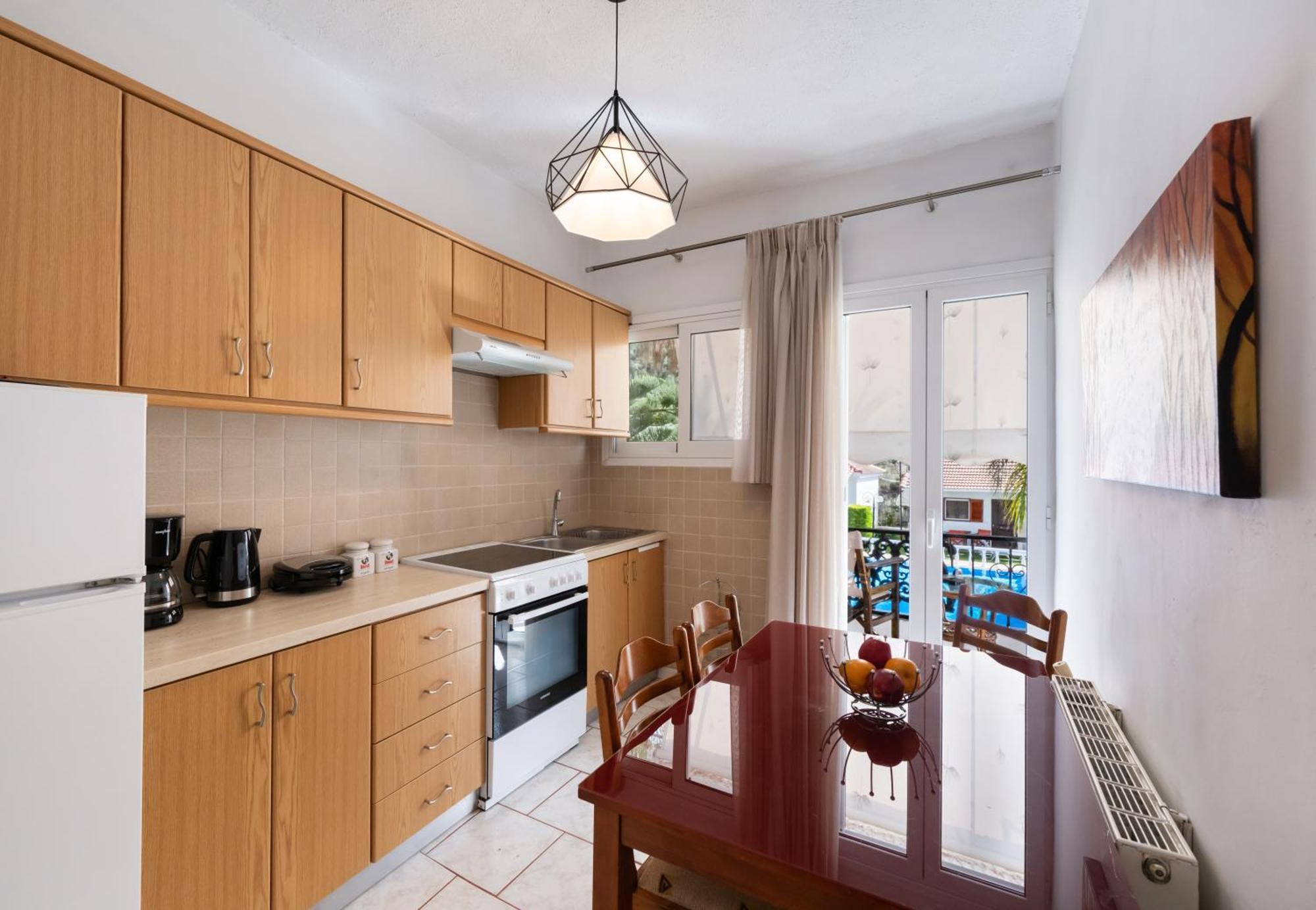 Villa Dimitris Apartments & Bungalows Frinion Bagian luar foto